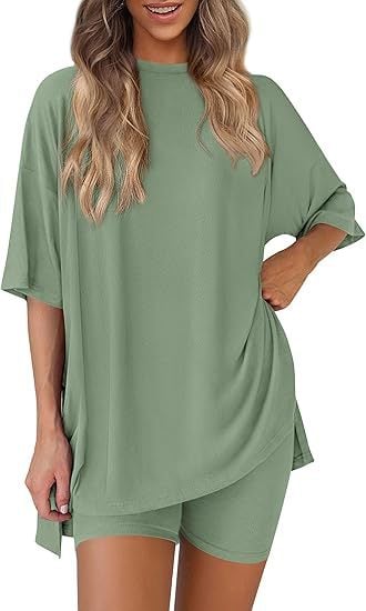 Oversized Solid Tee + Biker Shorts — CLOSES 6/28