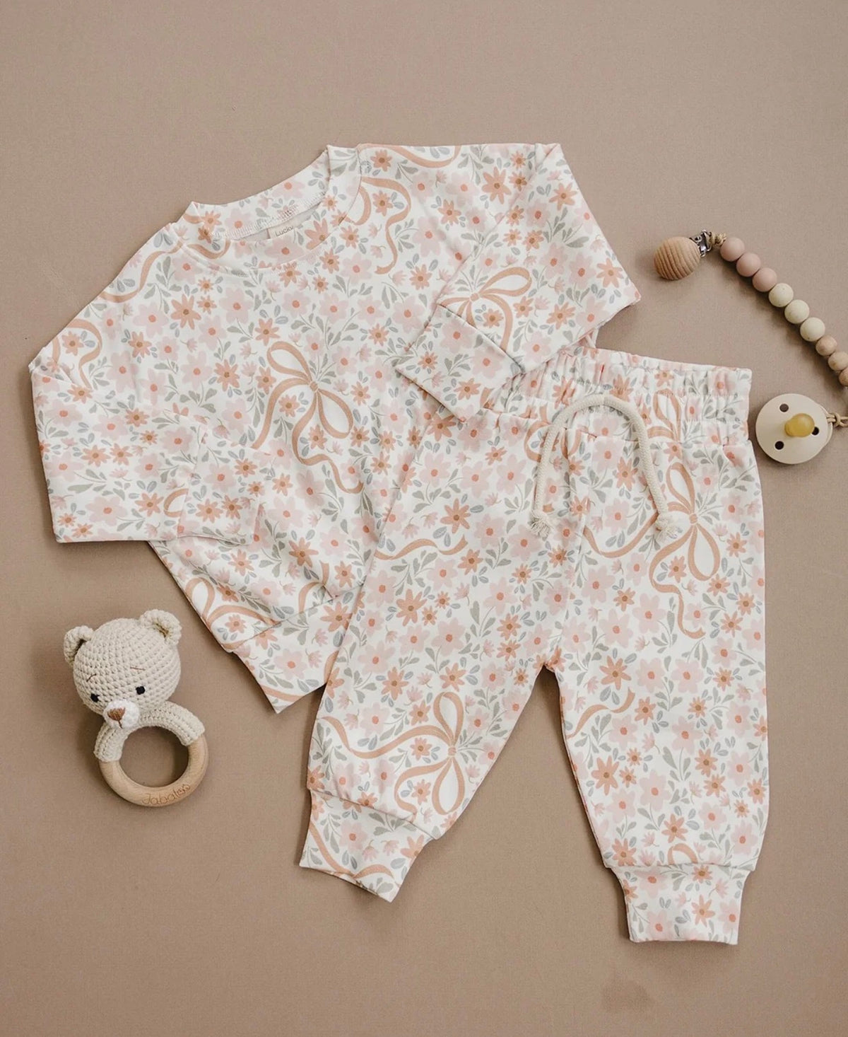 Cozy Daisy Jogger Set
