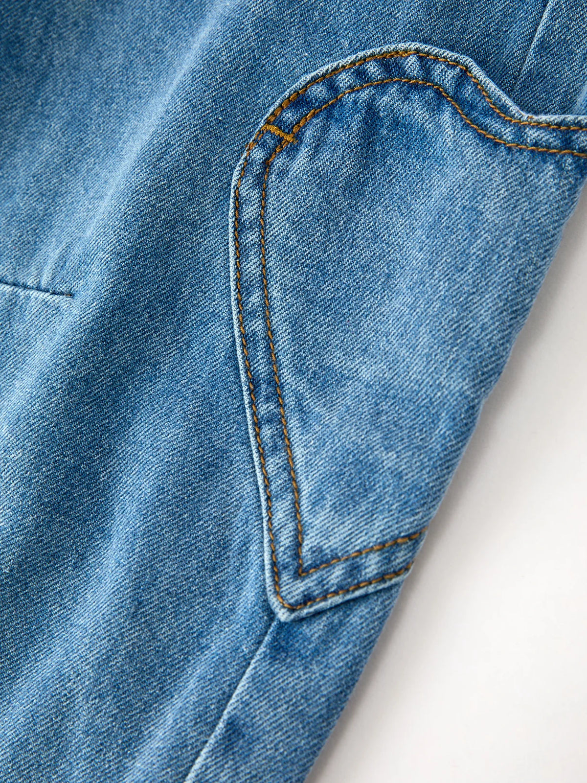 Heart Knee Barrel Jeans