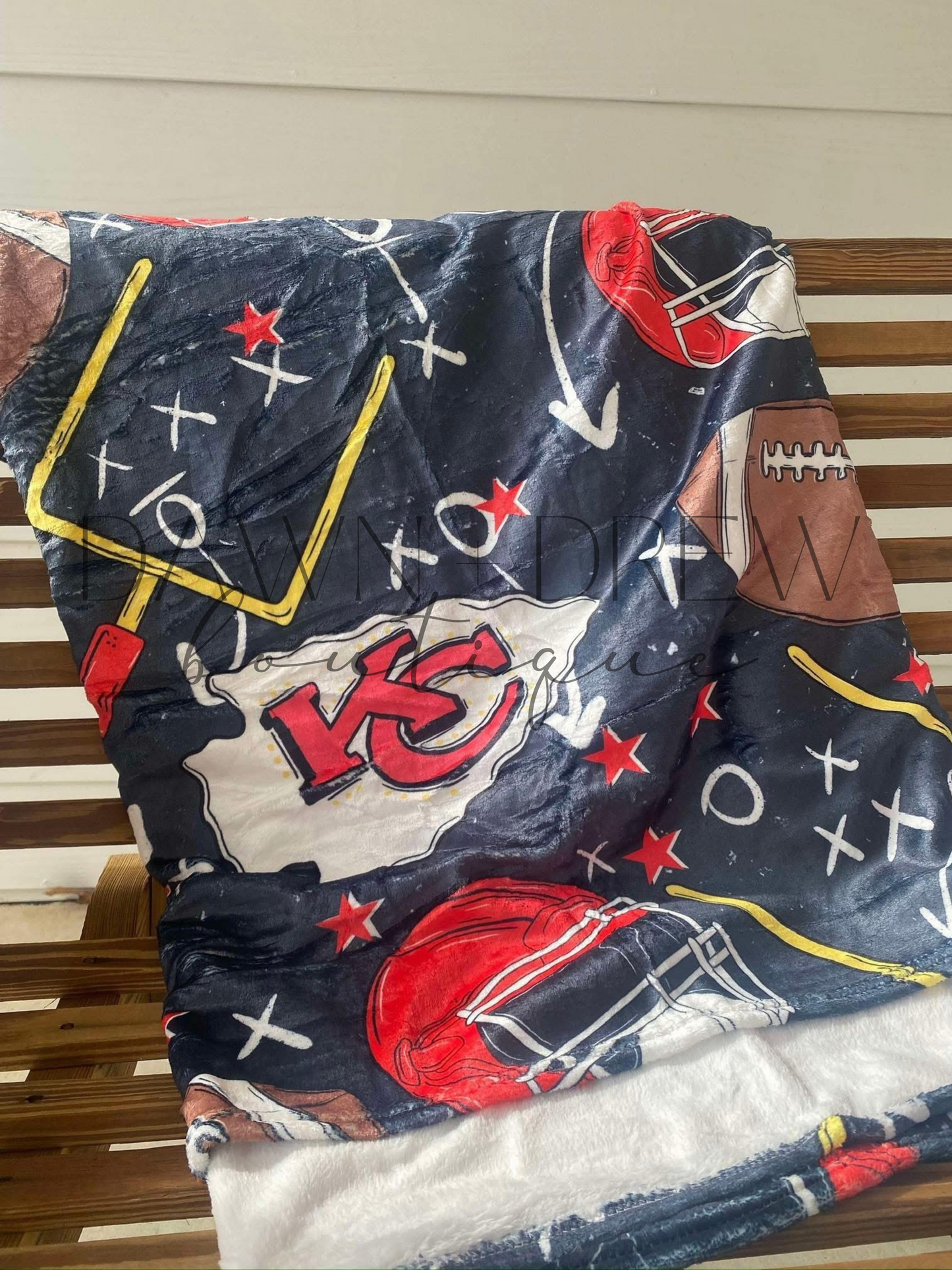 PRE-O: Cozy Cuddle Plush Blankets