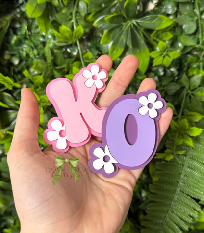 Groovy Flower Initial Clip — CLOSES 6/7