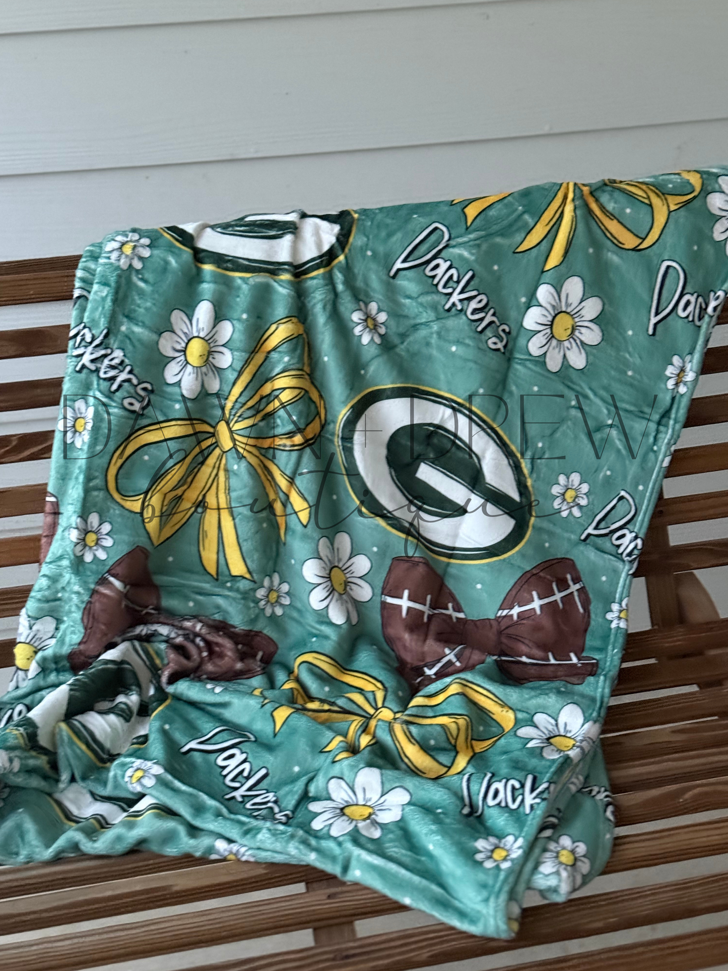PRE-O: Cozy Cuddle Plush Blankets