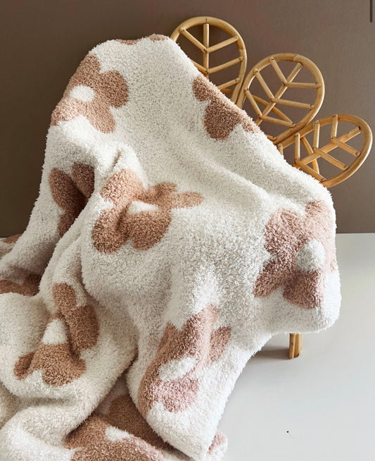Latte Daisy Double-sided Plush Blanket