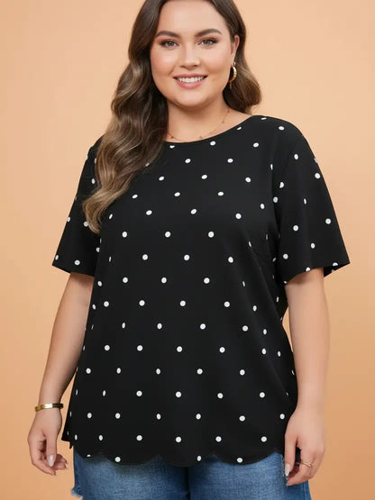 Black Scallop Hem T-Shirt - Curvy