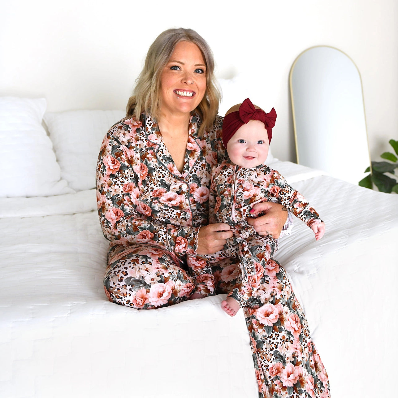 Laura Bamboo - Women's Ruffle Set