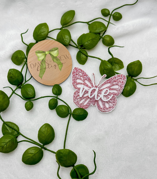 Butterfly Clip — CLOSES 3/30