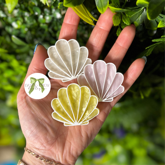 Seashell Clip — CLOSES 3/30