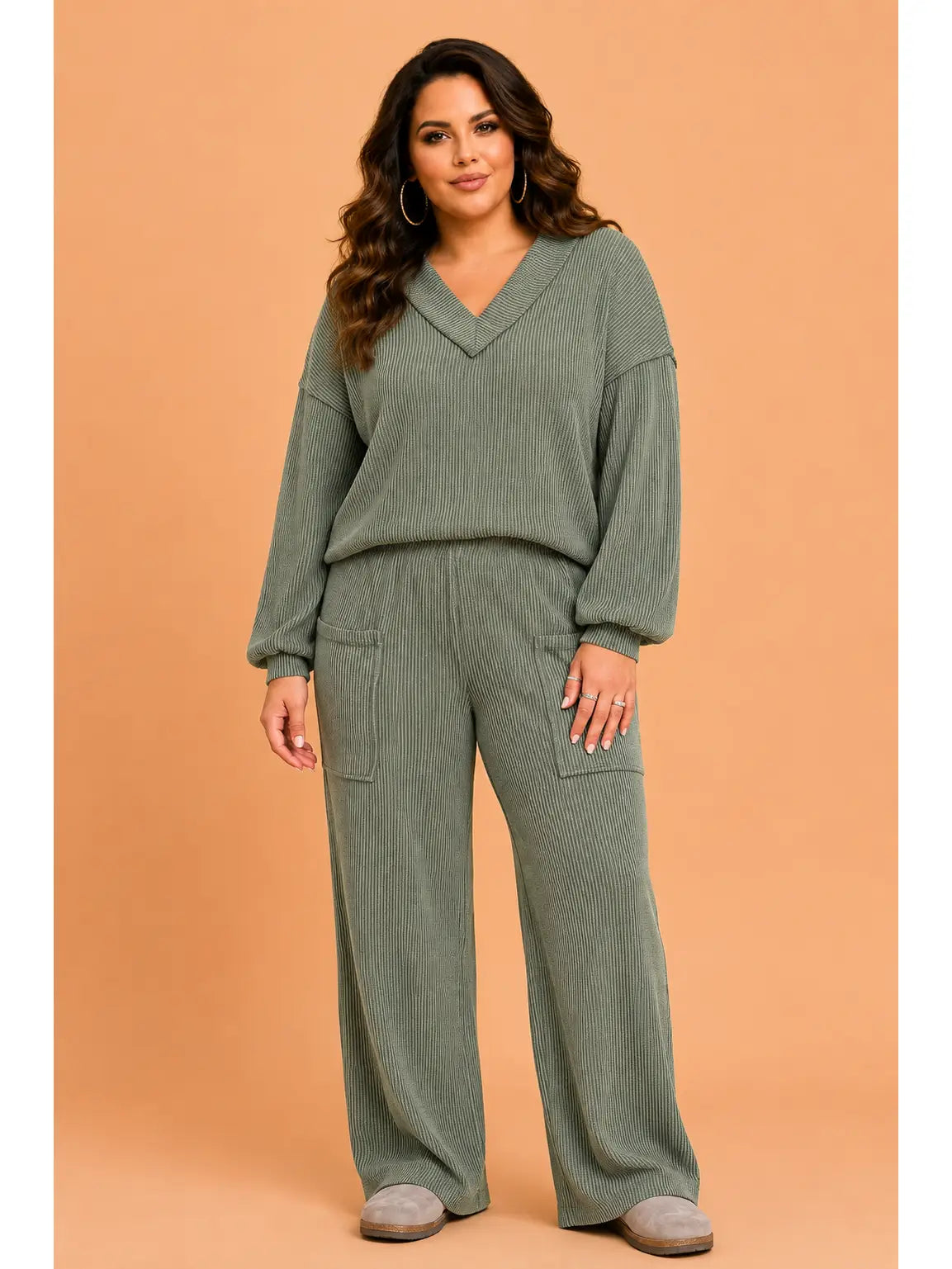 Exposed Seam V-Neck Top & Pants Set - Curvy
